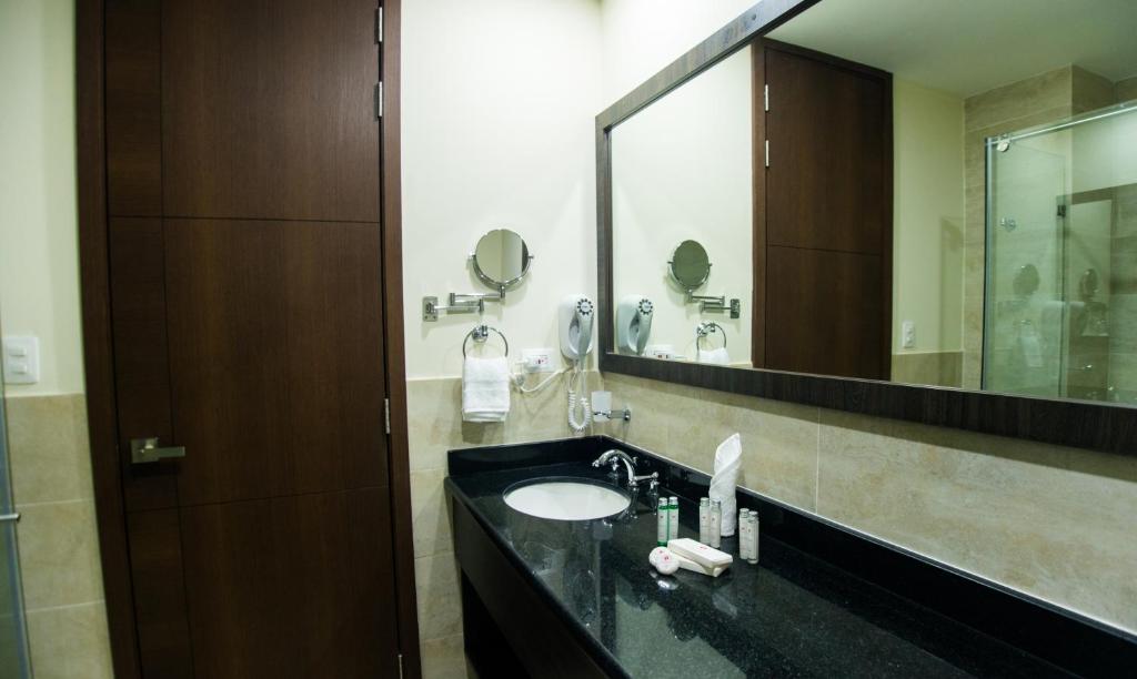 Koupelna v ubytování Hotel HR AMADA Cúcuta