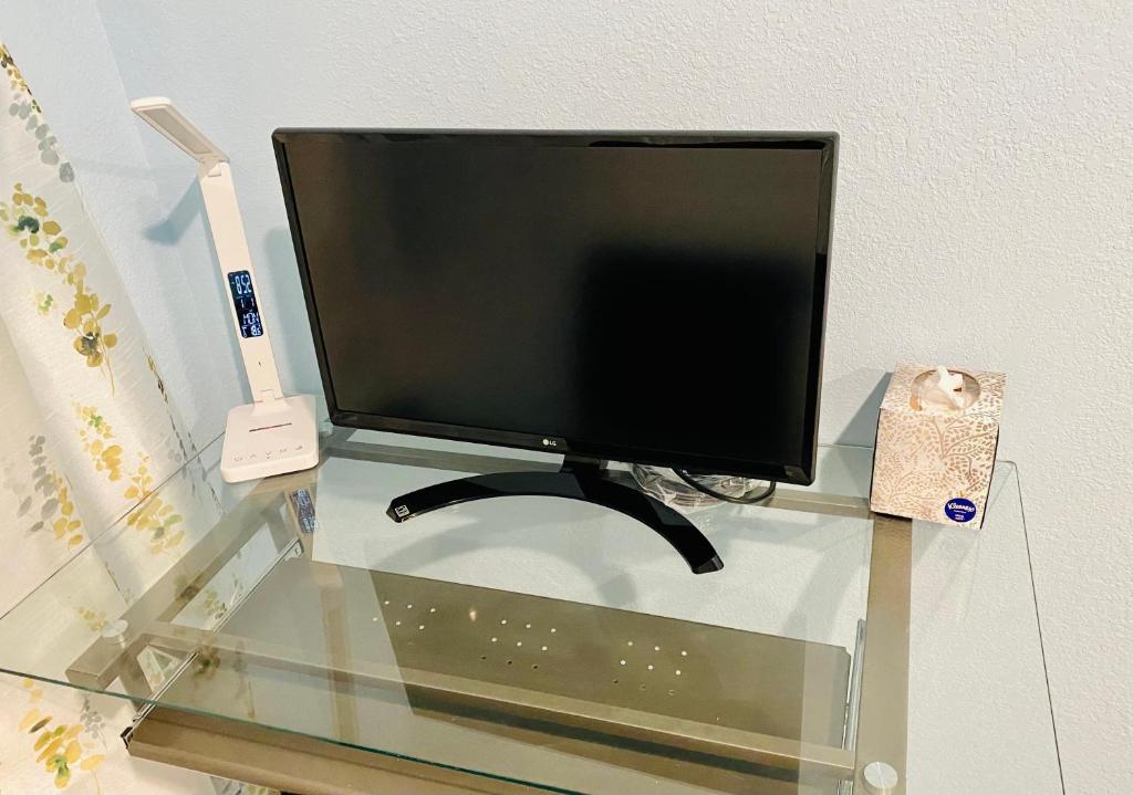 Artsy home by Air Force Academy with office space - Apartamento De Dos Dormitorios