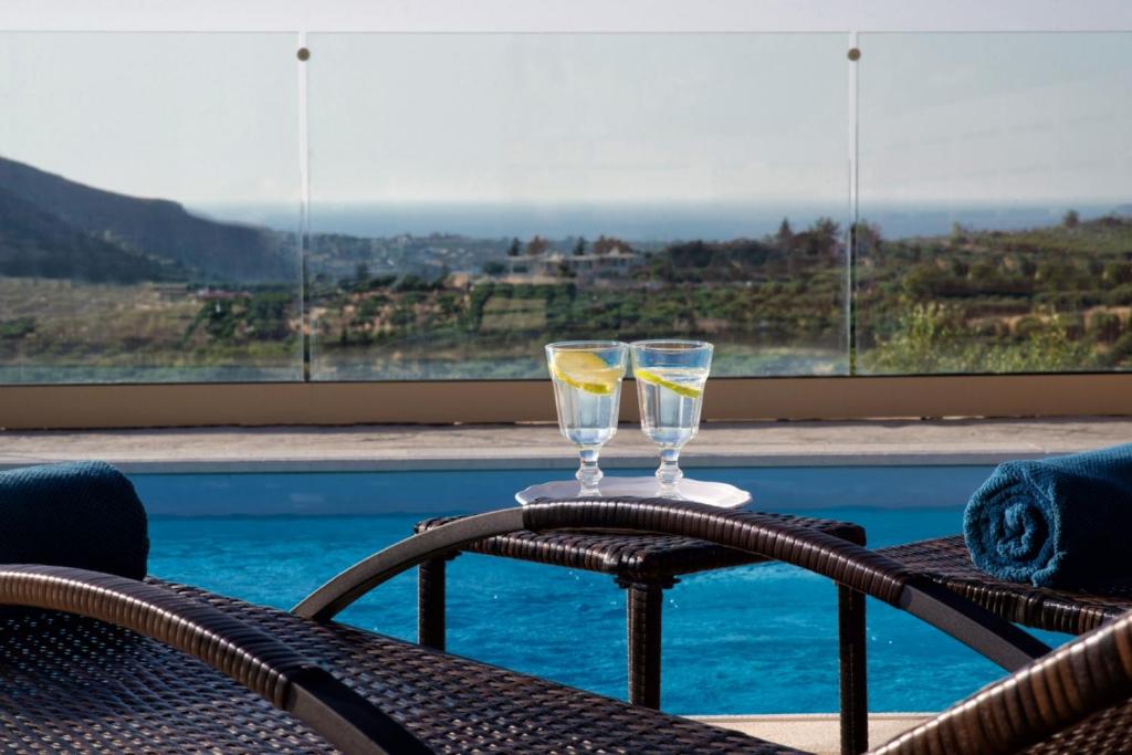 The swimming pool at or close to Stylish Villa Liatiko - Heated pool - Amazing views