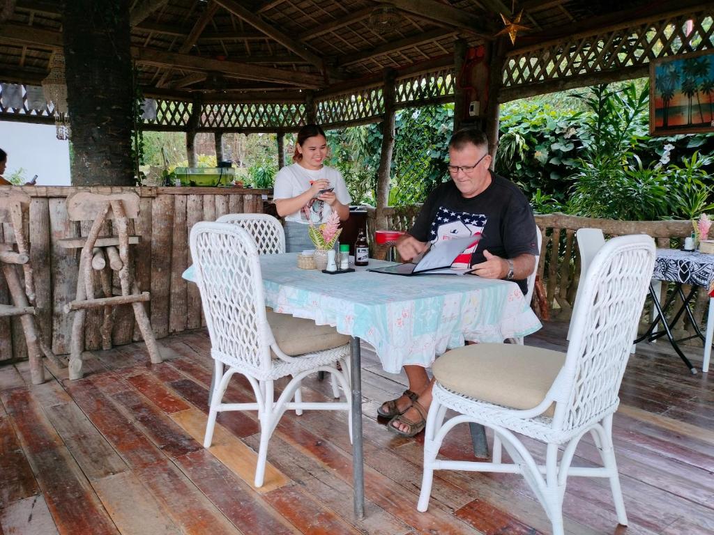 Os clientes hospedados em Hidden Valley