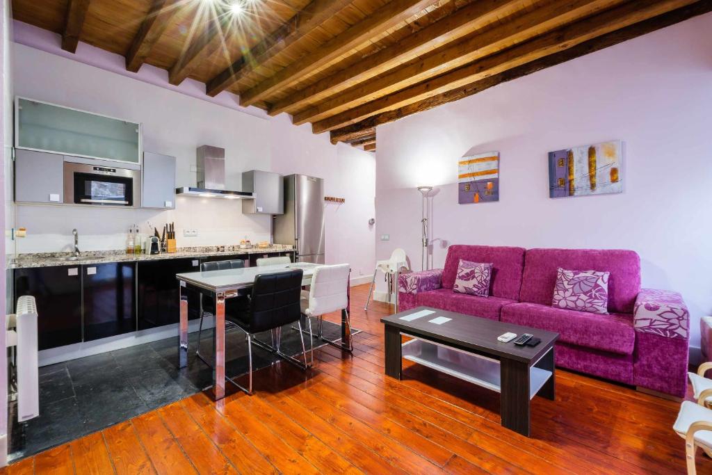 Apartamento con patio junto a la Catedral by Toledo AP - Apartment
