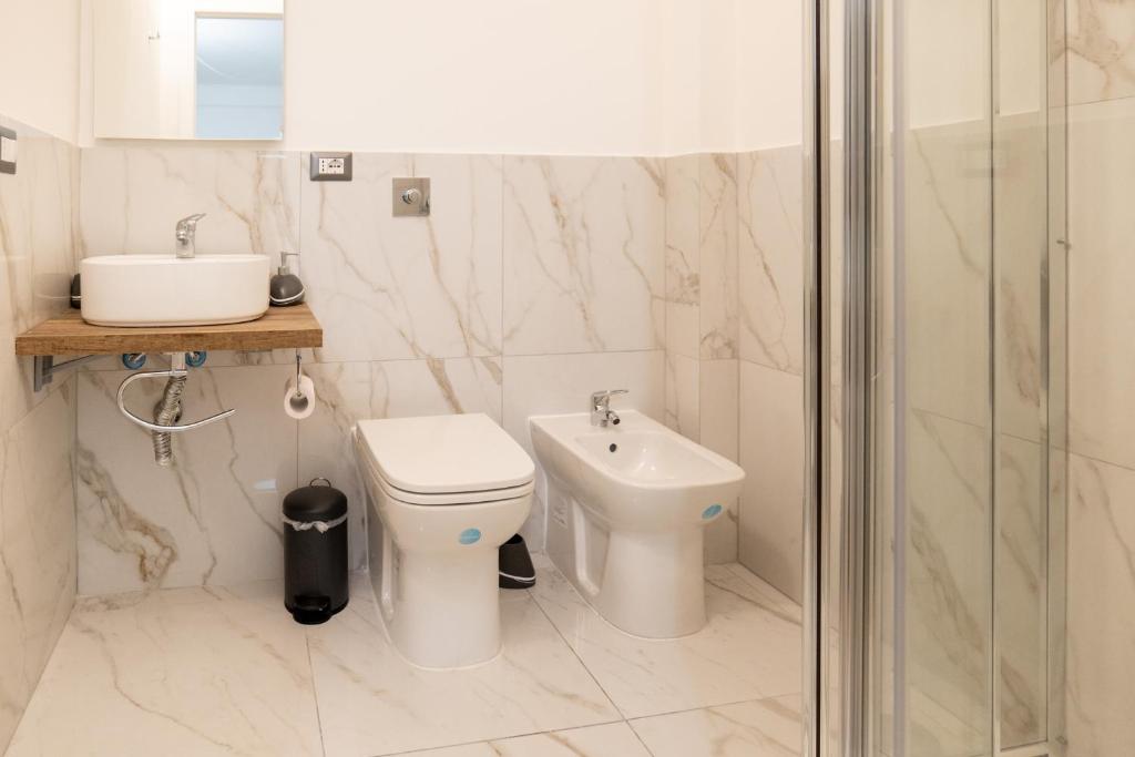 A bathroom at Sweet Home