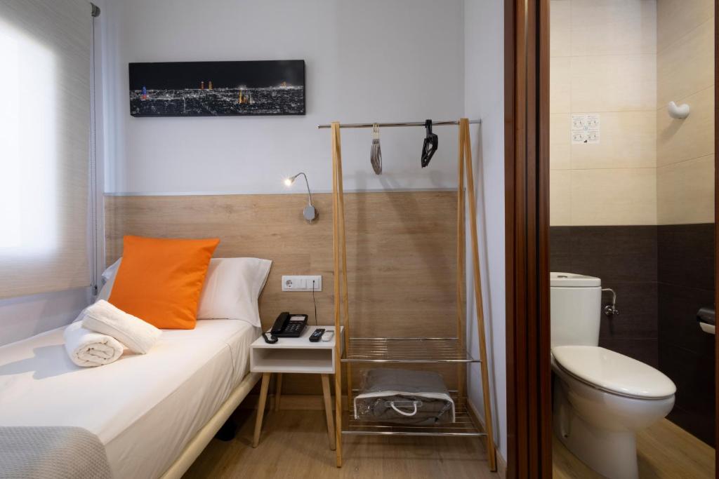 Koupelna v ubytování Hostal Sans