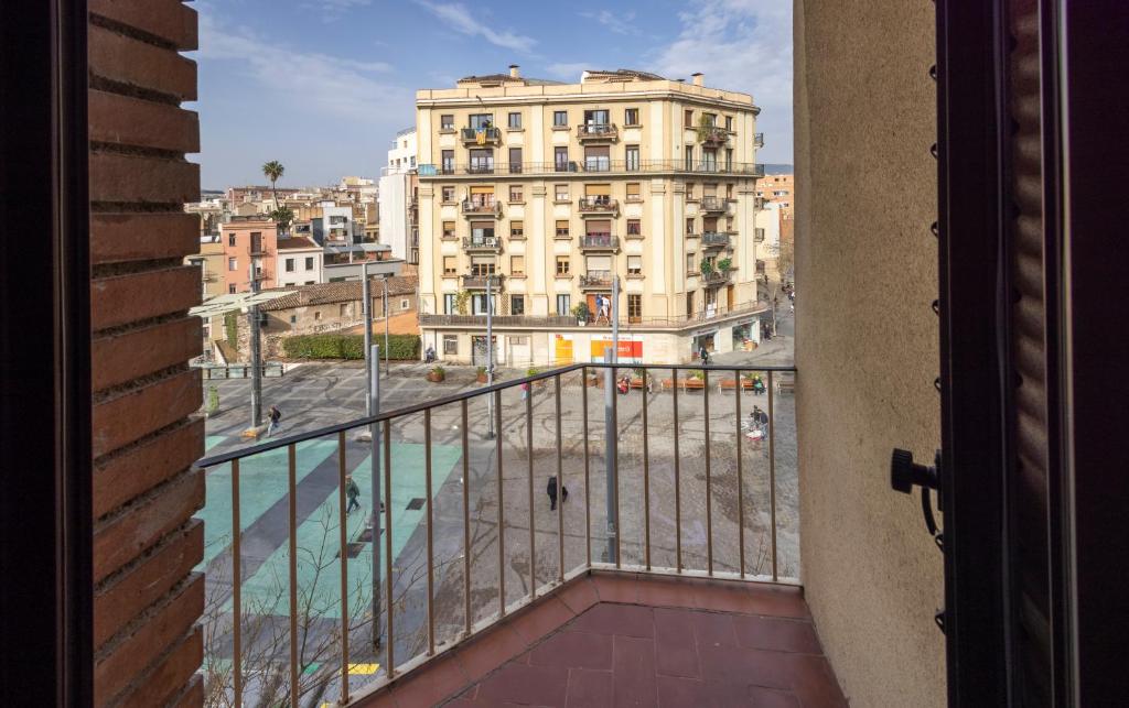 هاستال سانس - Hostal Sans، هاستال سانس