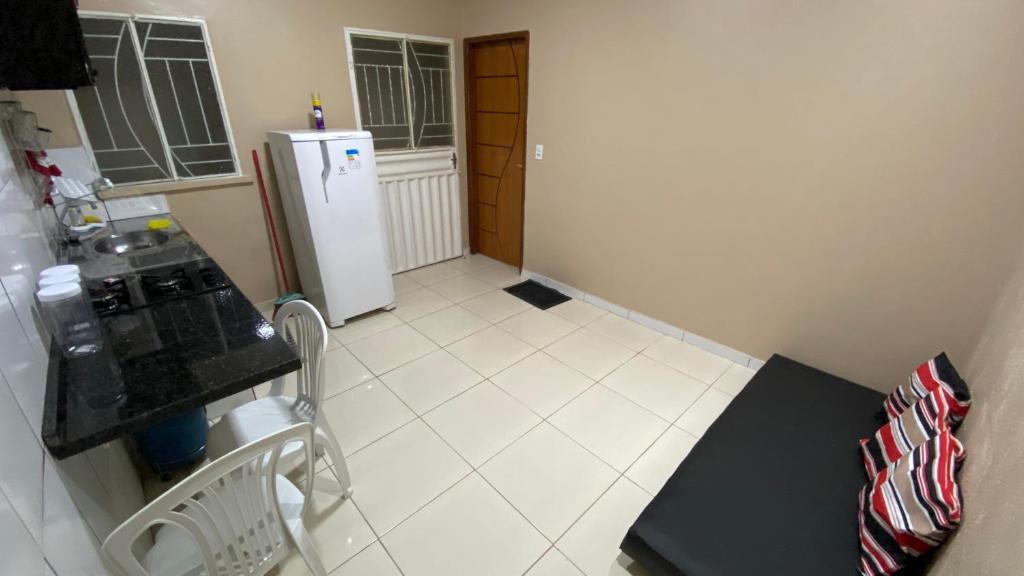 A cozinha ou cozinha compacta de Apartamento 1 aconchegante São Jorge