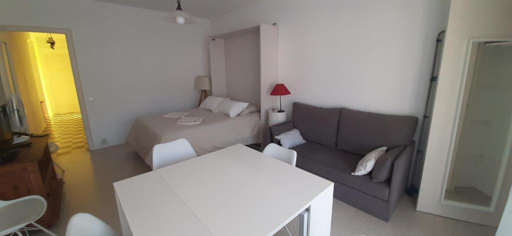 Foto de la galeria de LE PETIT CITRON a Menton