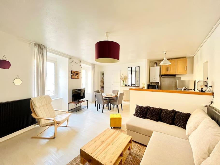 Kuchyňa alebo kuchynka v ubytovaní Appartement - Centre ville historique - Avec vue