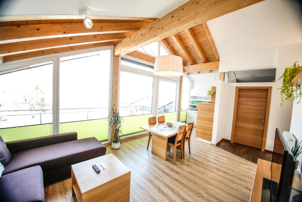 Posezení v ubytování Pension Café Maier