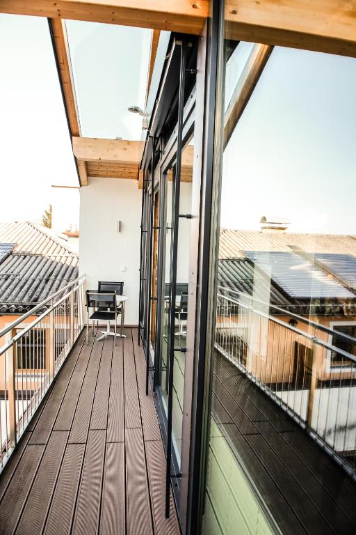 Balkón nebo terasa v ubytování Pension Café Maier