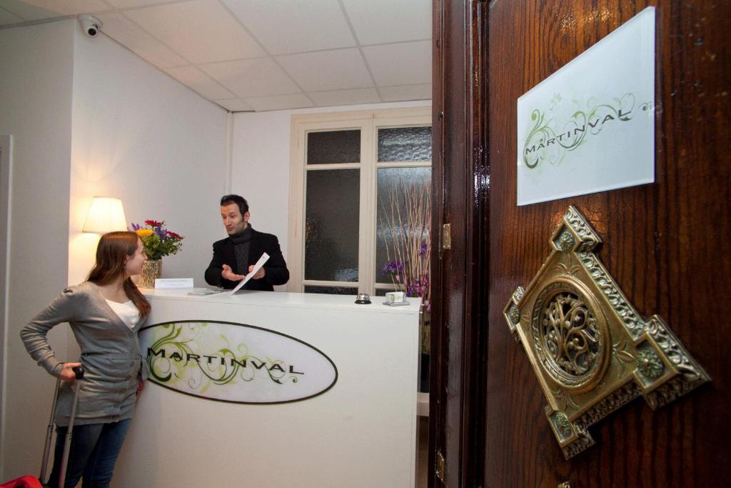 Hostia v ubytovaní Hostal Martinval