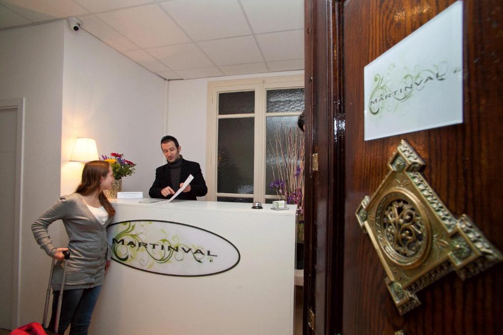 Hostia v ubytovaní Hostal Martinval