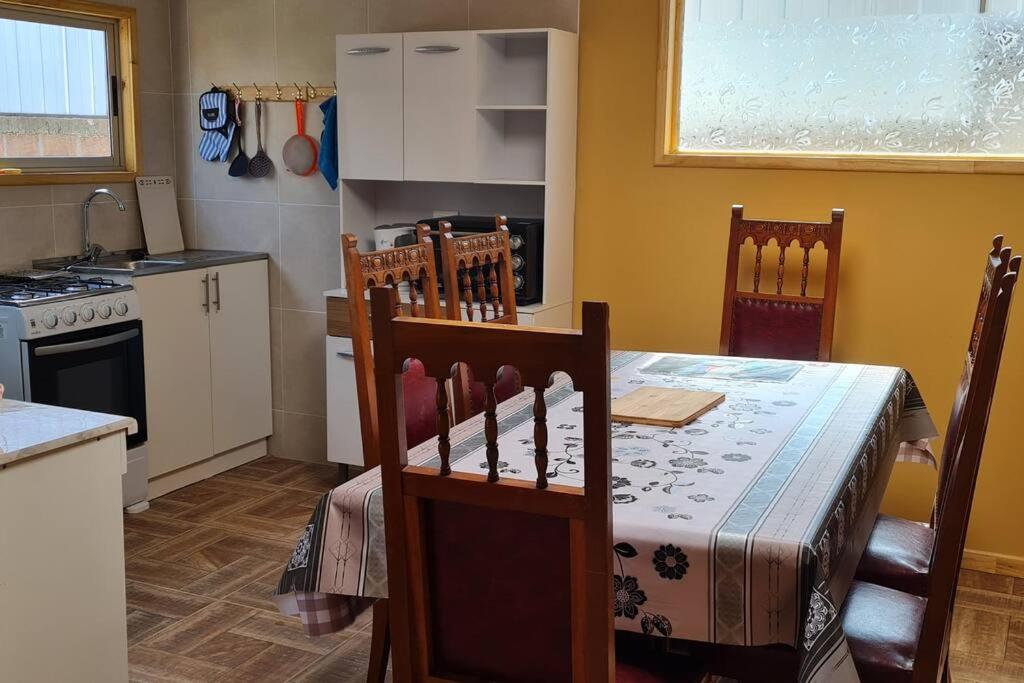 Kuchyň nebo kuchyňský kout v ubytování CABAÑA PARA RELAX EN OLMUE