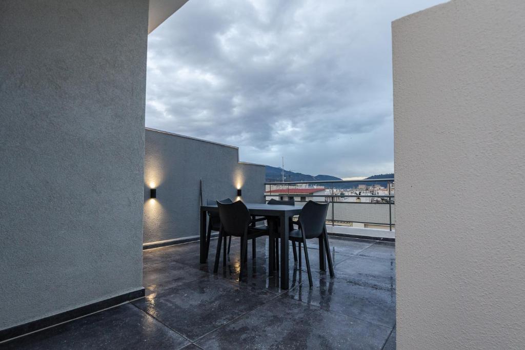 Nespecifikovaný výhled na hory nebo výhled na hory při pohledu z apartmánu
