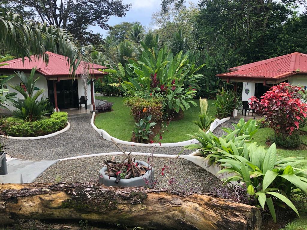 Villas Octogona, Ojochal, Costa Rica