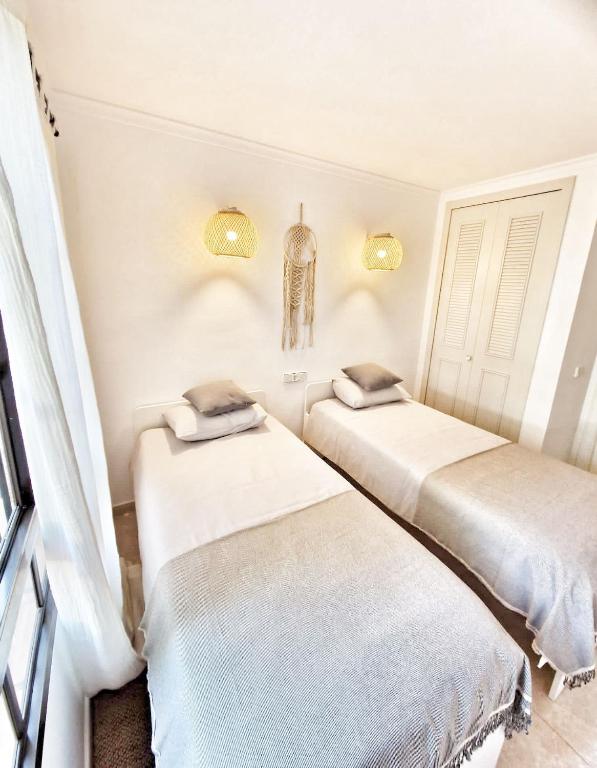 Luxury Apartments Mascarat - 17