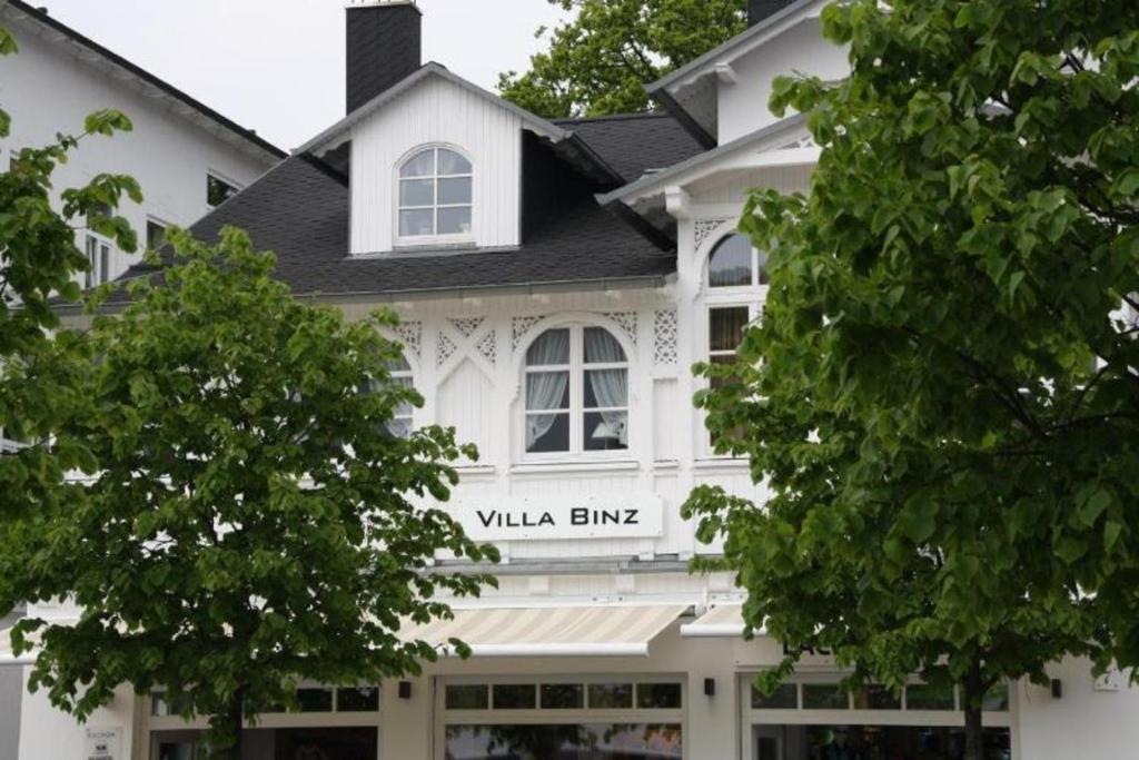 Budova, kde se vila nachází