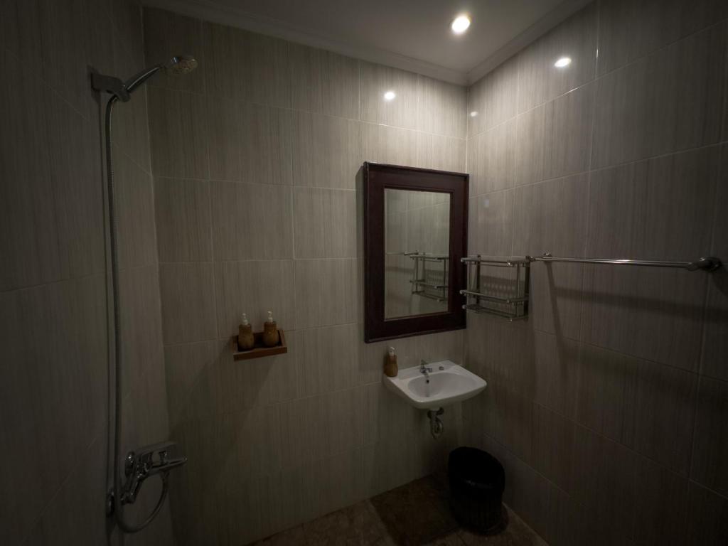 Gong Vanka Guest House Canggu - 18