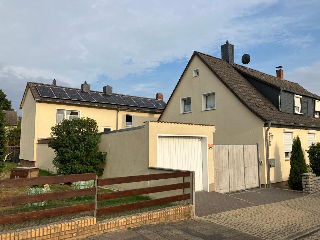 Το κτήριο όπου στεγάζεται  το διαμέρισμα