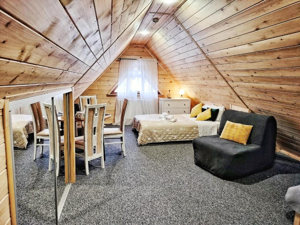 Pokoje i Domki Na Szlaku - Habitación Cuádruple Económica