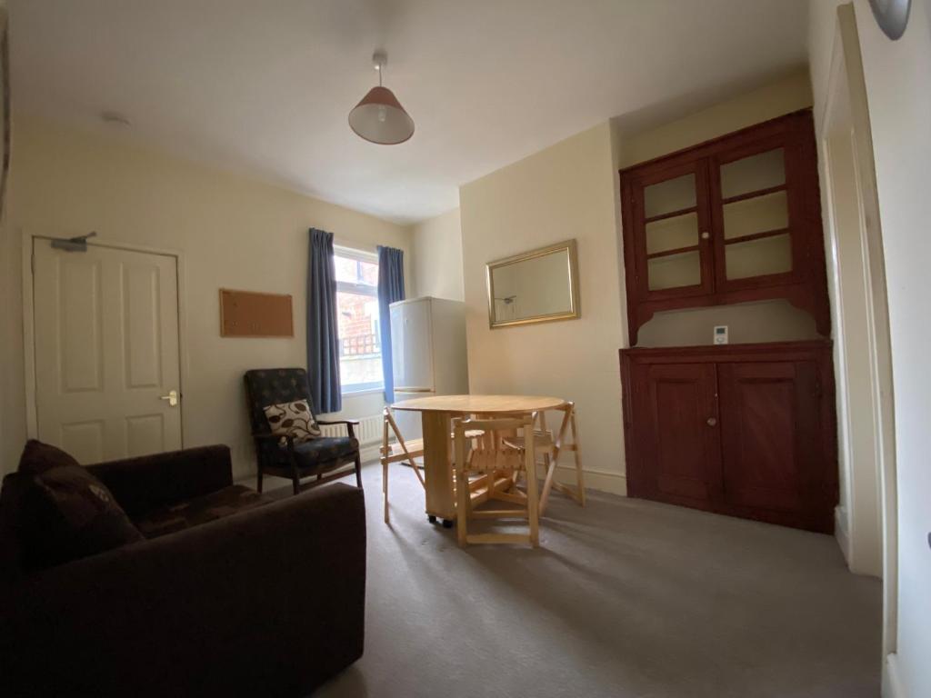 Nice Living Serviced Accommodations 5 - Double Room With Shared Bathroom