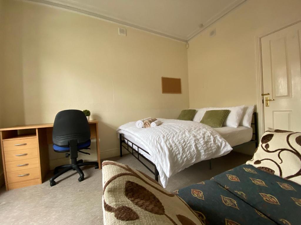 Nice Living Serviced Accommodations 5 - Standard Double Room With Shared Bathroom