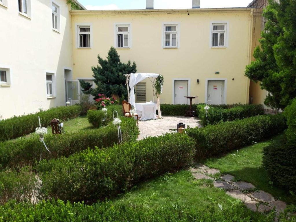 Zahrada ubytování hotel Memorial