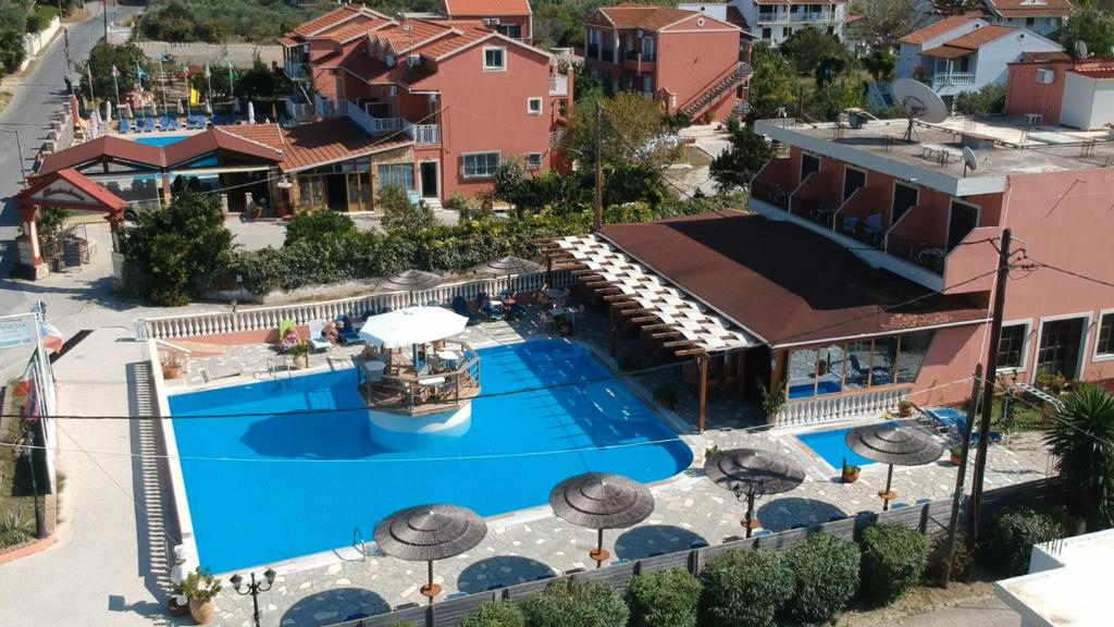 Bazén v ubytování Hotel Marvel nebo v jeho okolí