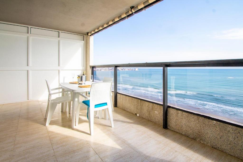 ESPACIO 18 - Primera Línea de Playa, Cullera – Precios ...