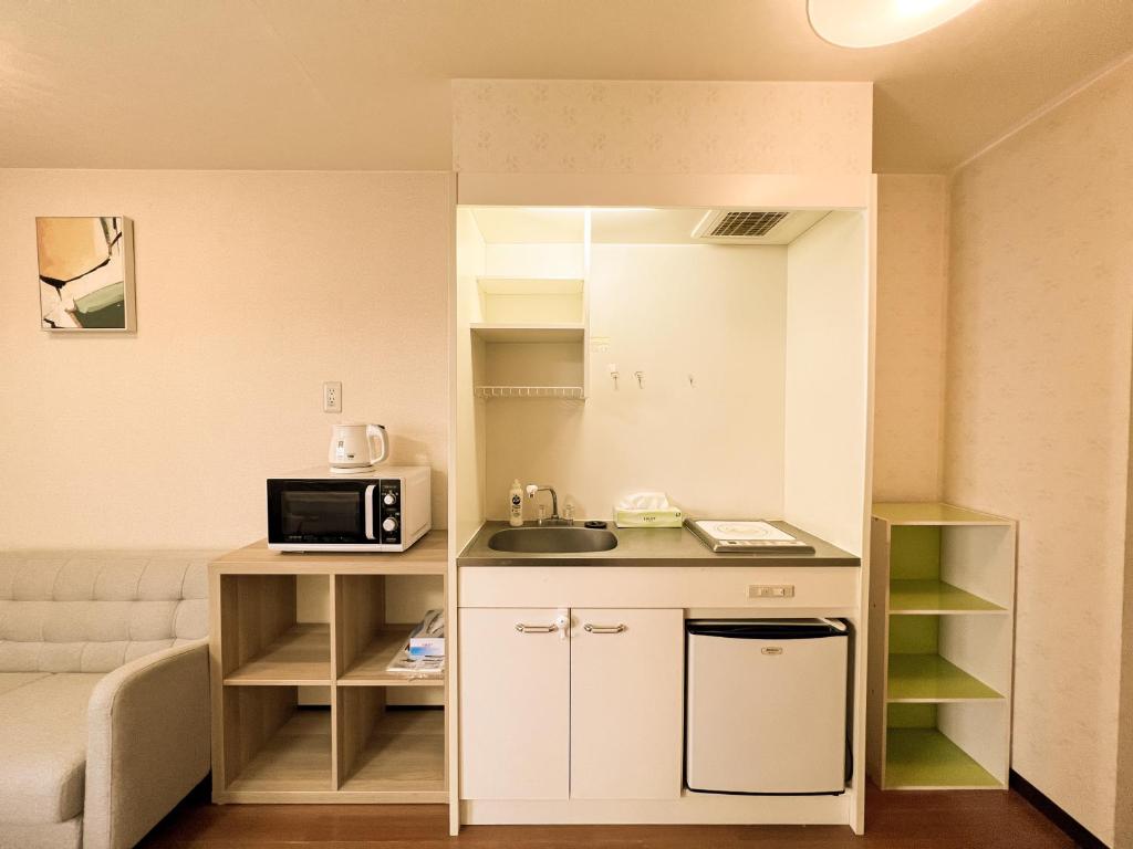REIWA HOUSE - Queen Room