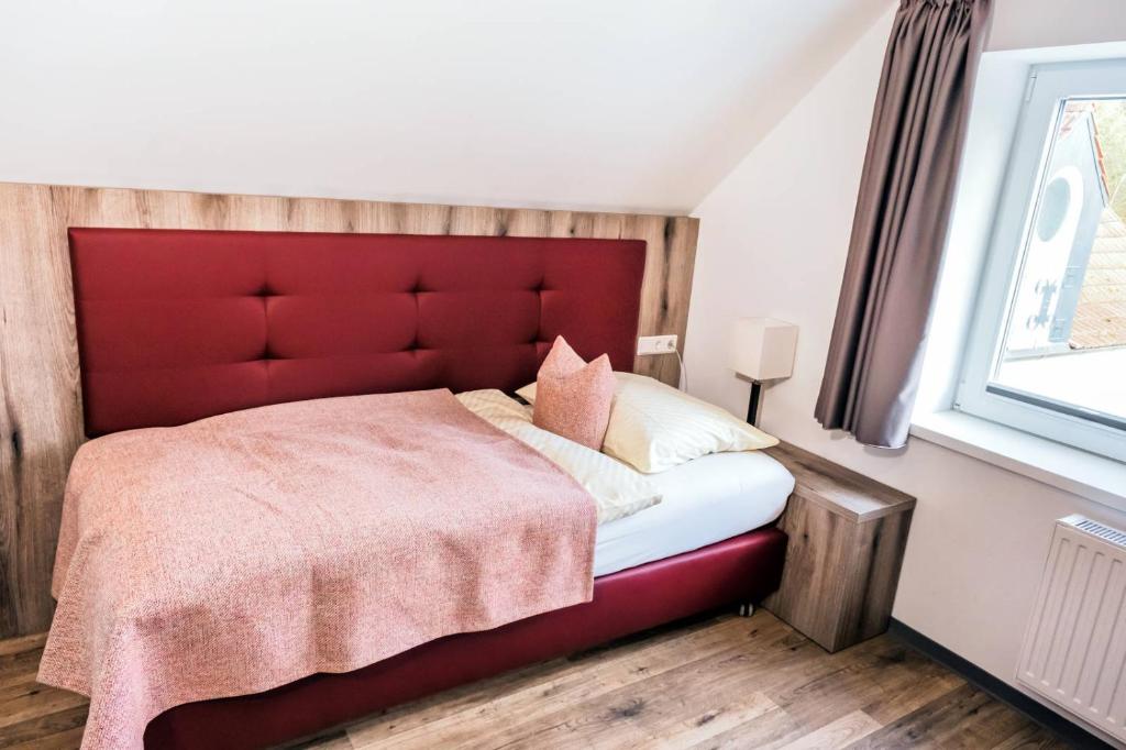 Galeriehotel Maribondo - Single Room