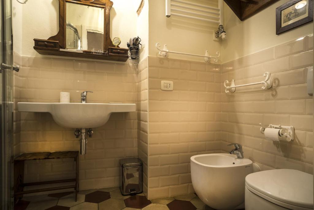 A bathroom at Il Calamaio