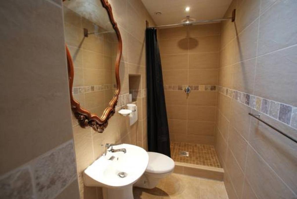 Carcassonne Guesthouse - 7