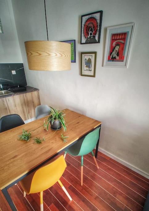 Fotografie z fotogalerie ubytování 7P céntrico piso con encanto ve Valencii