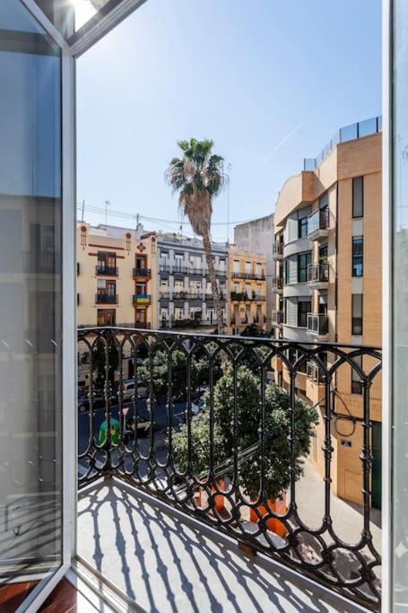Balkón nebo terasa v ubytování 7P céntrico piso con encanto