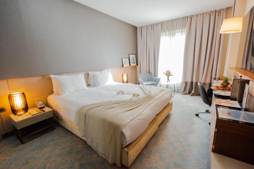 Dosso Dossi Hotels & Spa Downtown - 