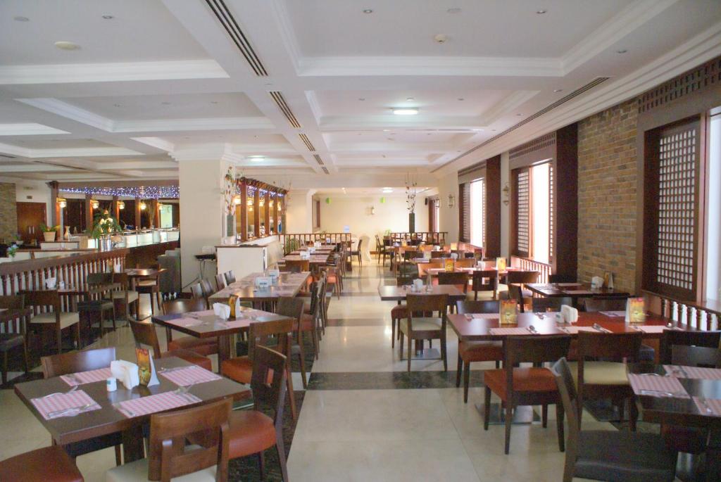Star Metro Deira Hotel Apartments - Resim 42