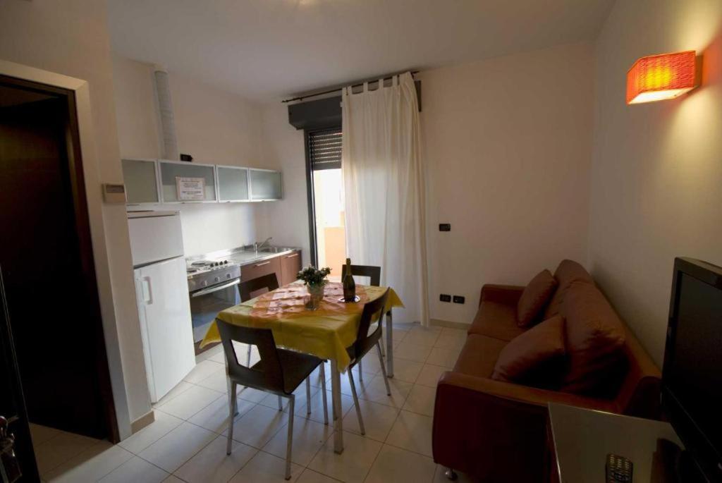 Kuchyňa alebo kuchynka v ubytovaní Residence Domus