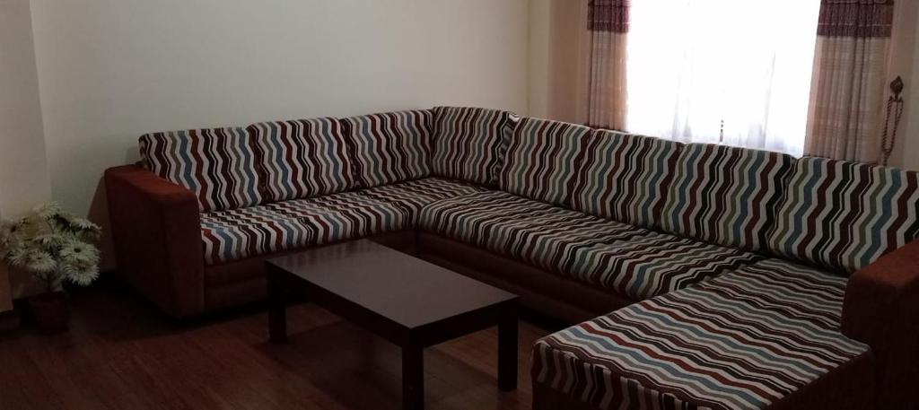 Posezení v ubytování Thuvaraga Inn