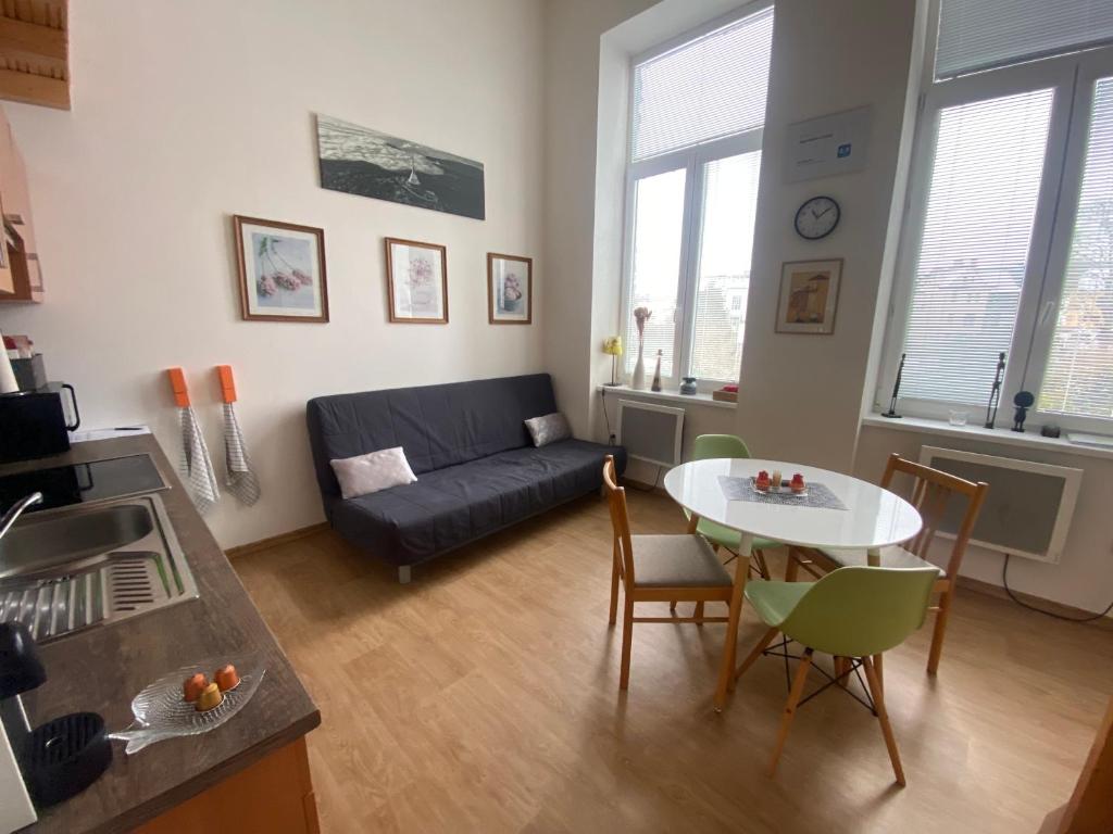 Posezení v ubytování Apartmán v Lesní