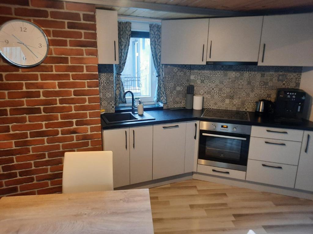 Exclusive Art Apartment - 14