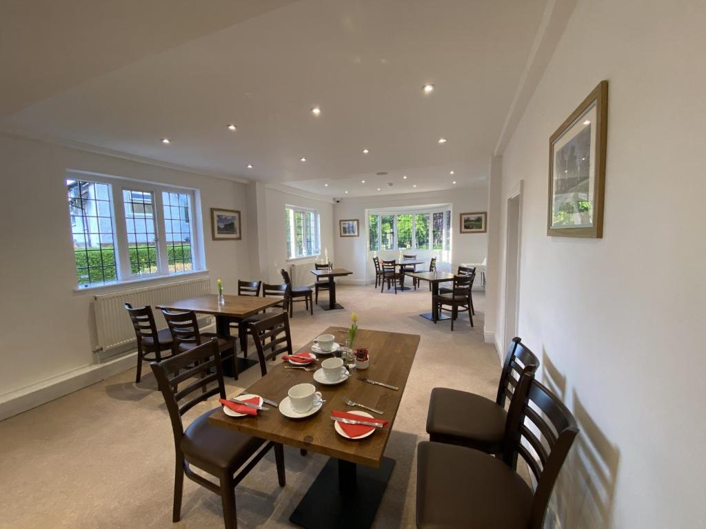 Old Farm Hotel - Resim 45