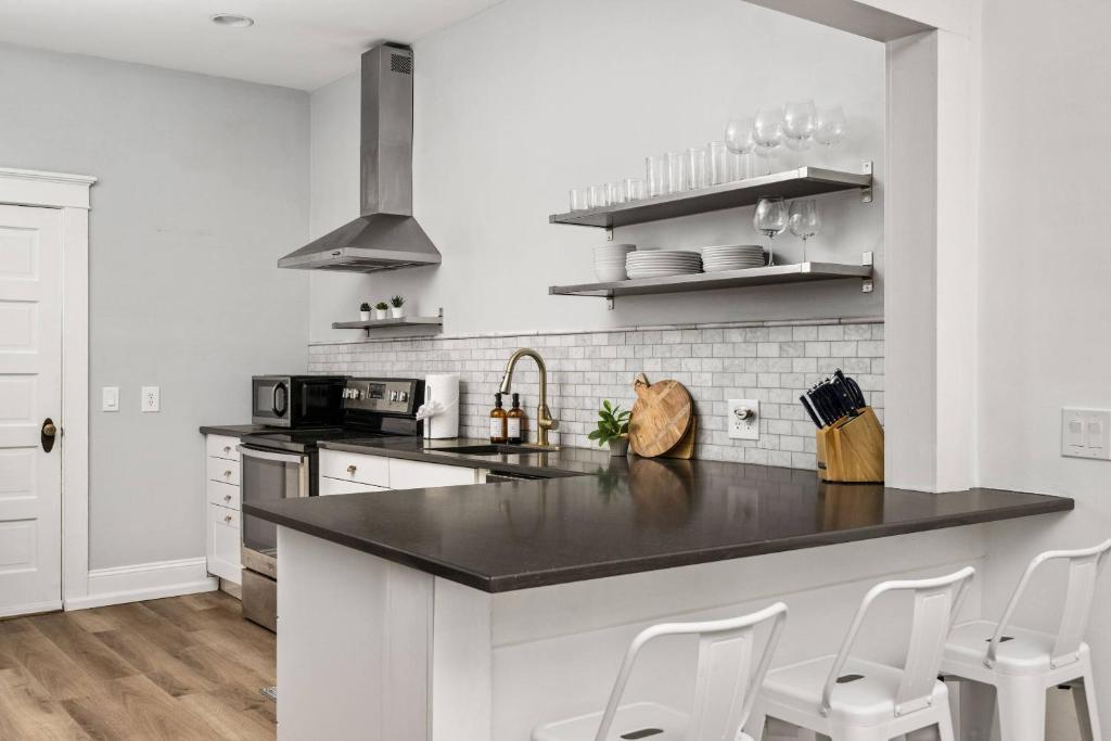 Chehalem Crest, Newberg (updated prices 2024)