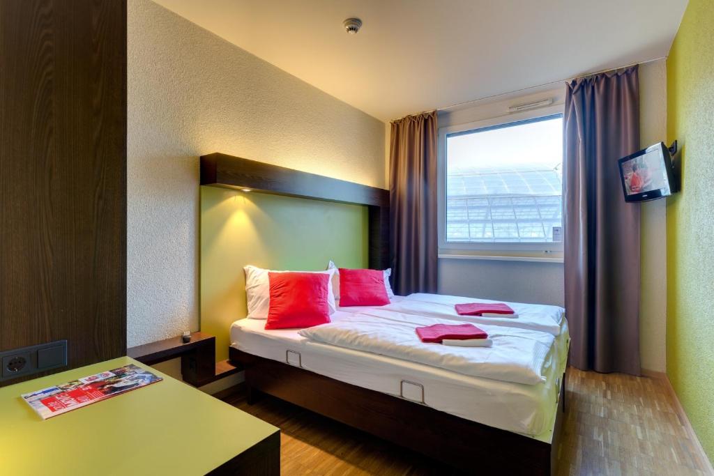 MEININGER Hotel Berlin Hauptbahnhof - Resim 26