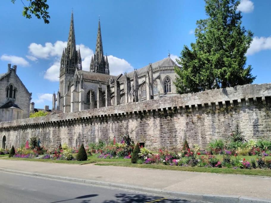 Fotografia z galérie ubytovania QUIMPER hyper centre T2 balcon Lumineux Calme v destinácii Quimper