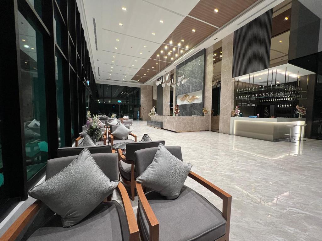 Posezení v ubytování Crystal Srivaree Suvarnabhumi Hotel