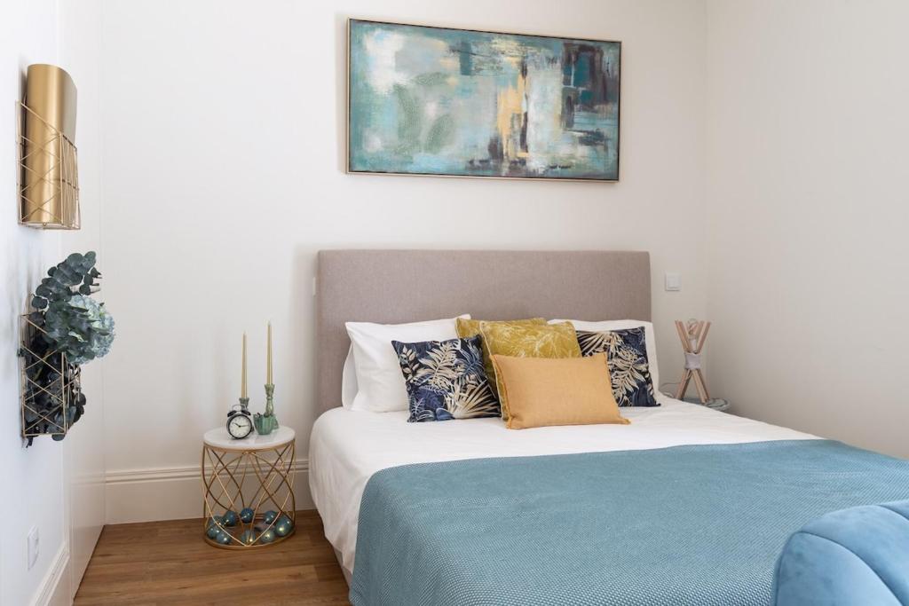 Charm Luxury House - One-Bedroom Apartment