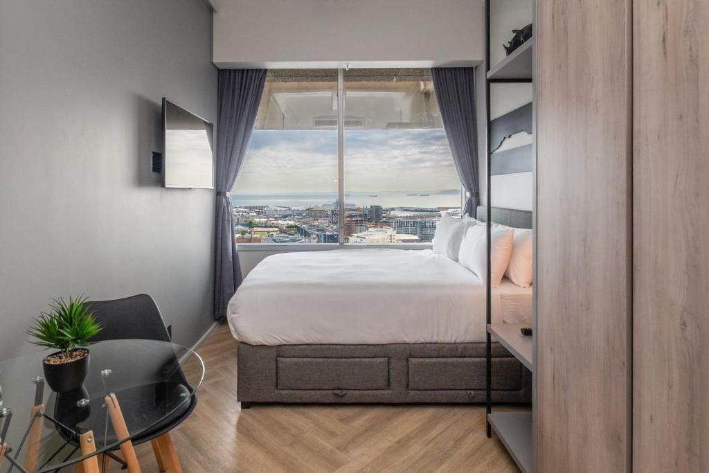 Incredible Views from your bed, Cape Town (updated prices 2024)