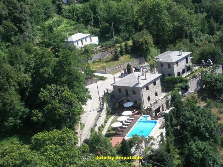 Bazén v ubytování Miression Pelion House nebo v jeho okolí