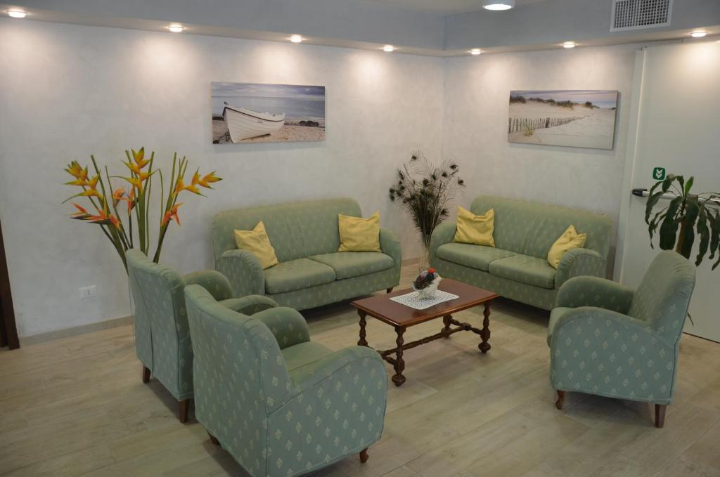 Posezení v ubytování Hotel Rosen Garden