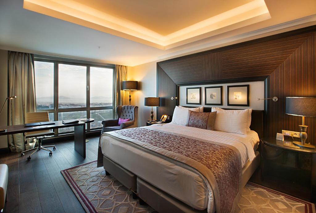 Dedeman Bostanci Istanbul Hotel & Convention Center - 带有王子群岛的行政室 - 休息室通道